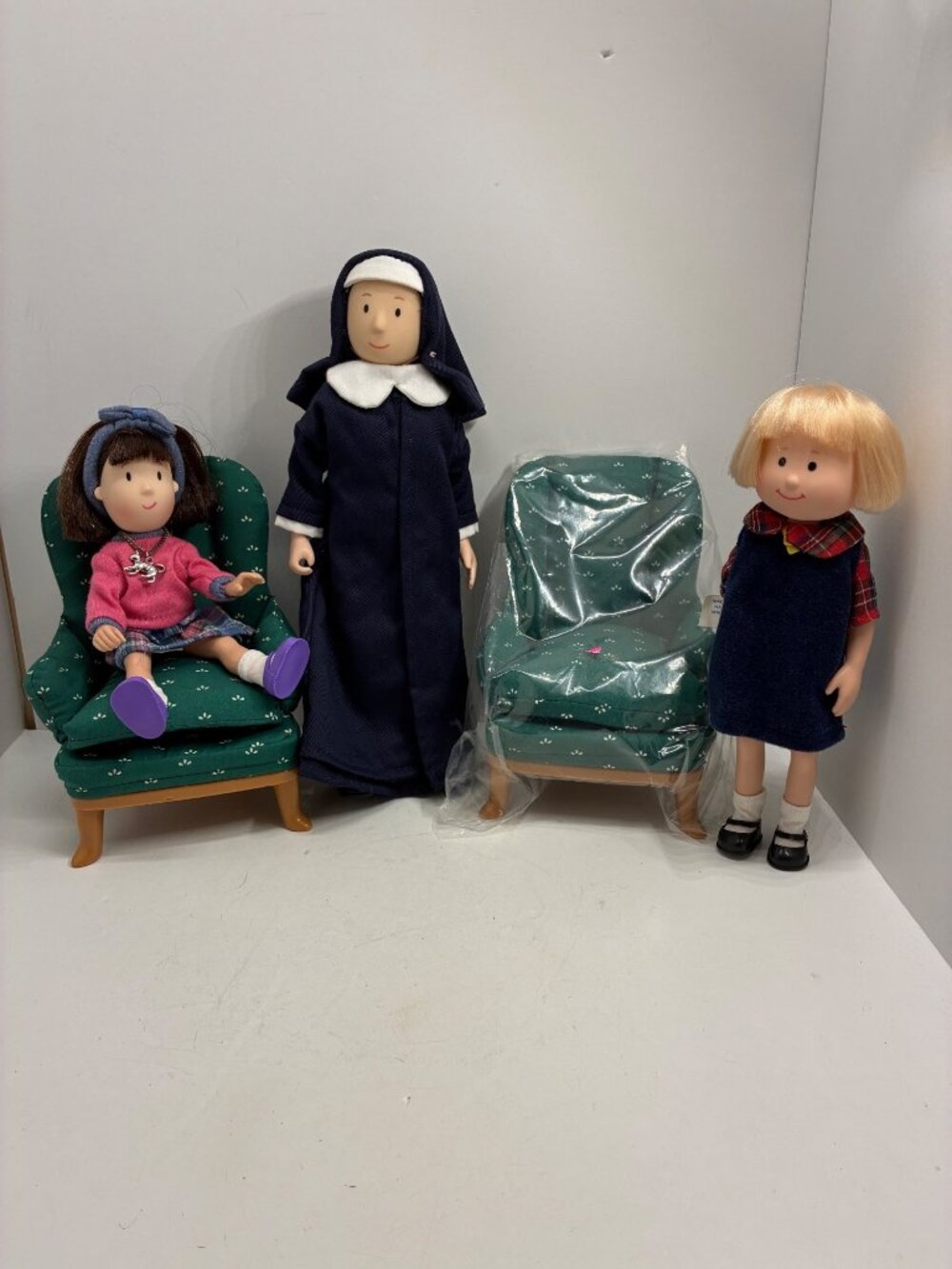 Madeline Doll Set W/ Chairs - Includes 8 Madeline Sister Clavel & Friend Nicole